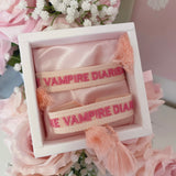 BRACELET BRODÉ THE VAMPIRE DIAIRIES ROSE