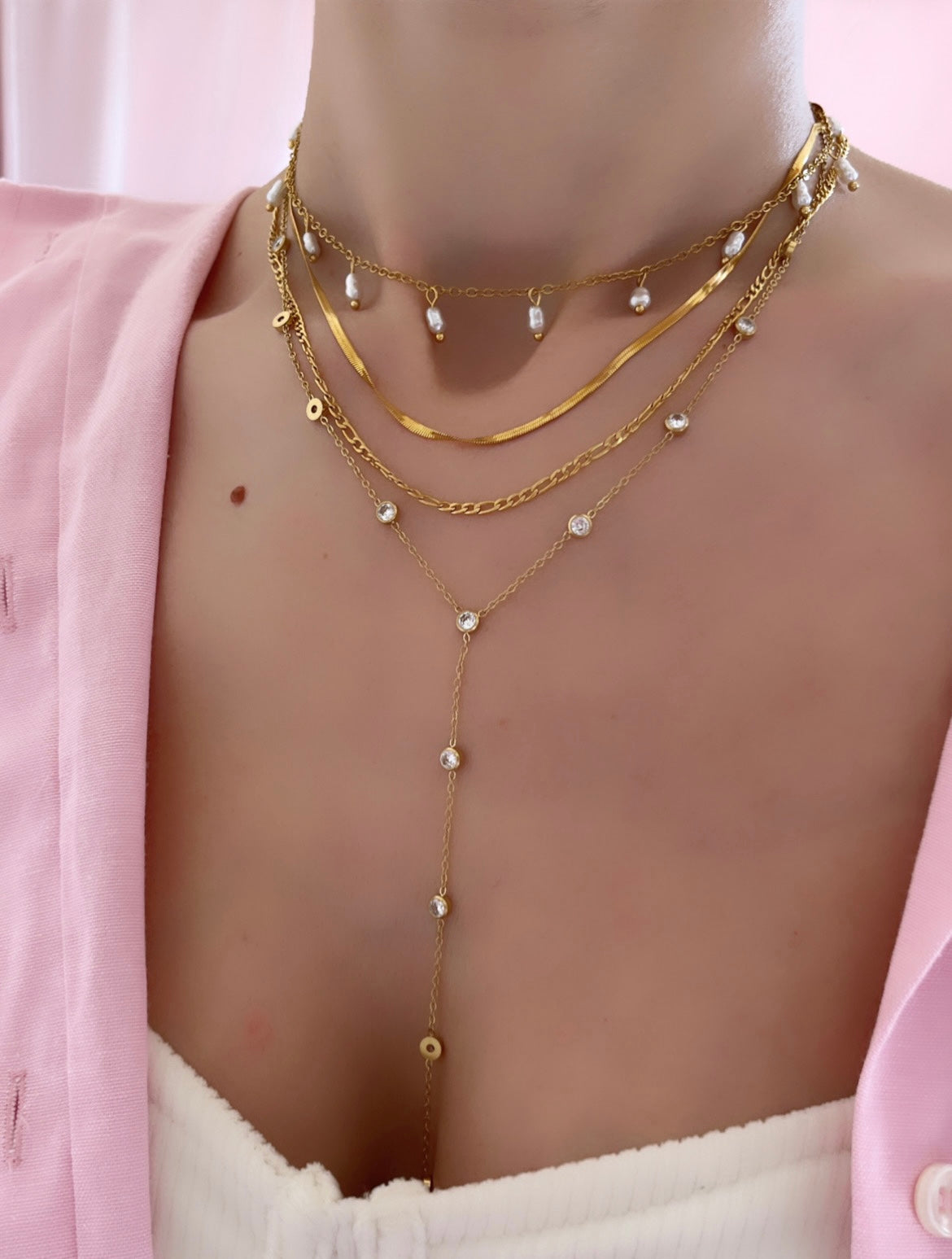 COLLIER PIA