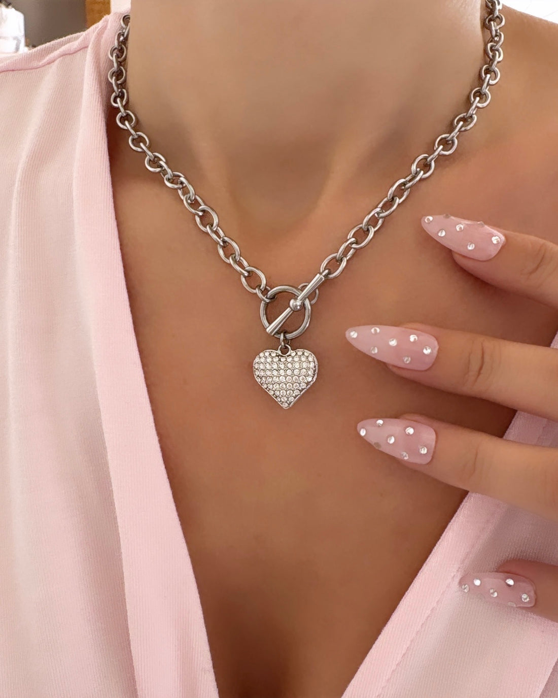 COLLIER NOAH LONDON