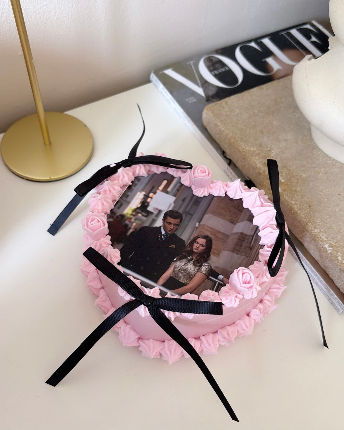 LOT BOÎTE À BIJOUX GOSSIP GIRL + BIJOUX