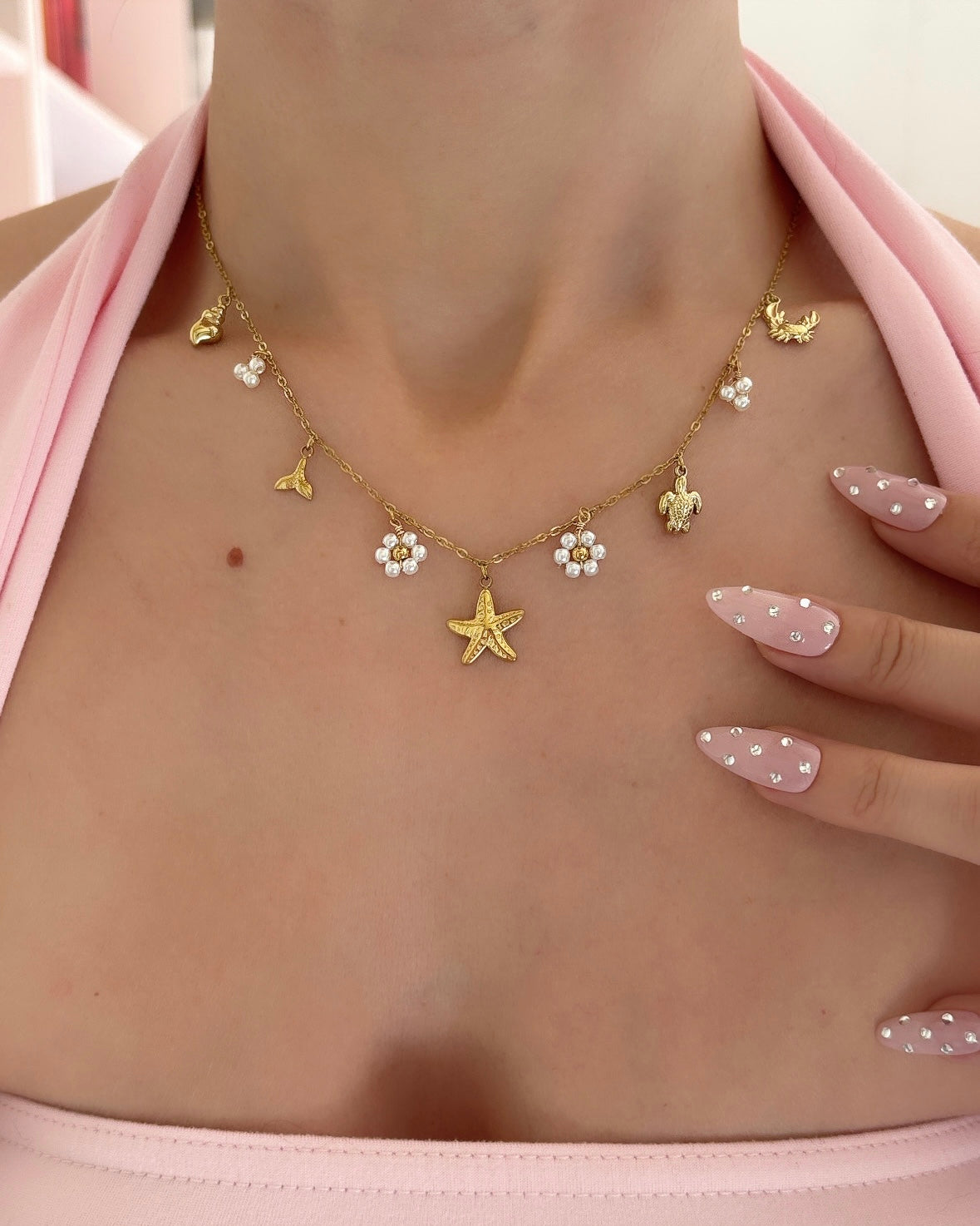 COLLIER DARLA