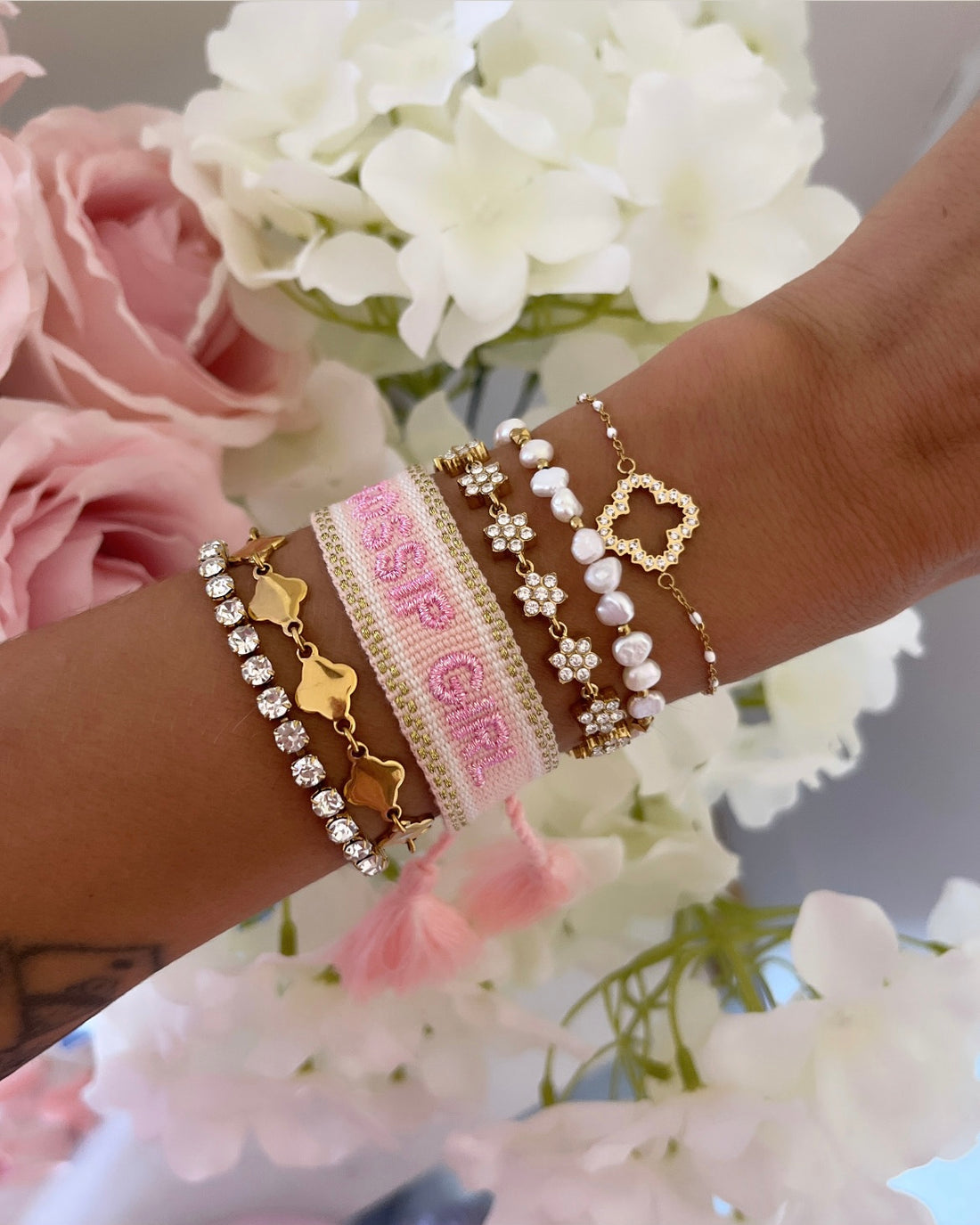 BRACELET BRODÉ GOSSIP GIRL PAILLETTES