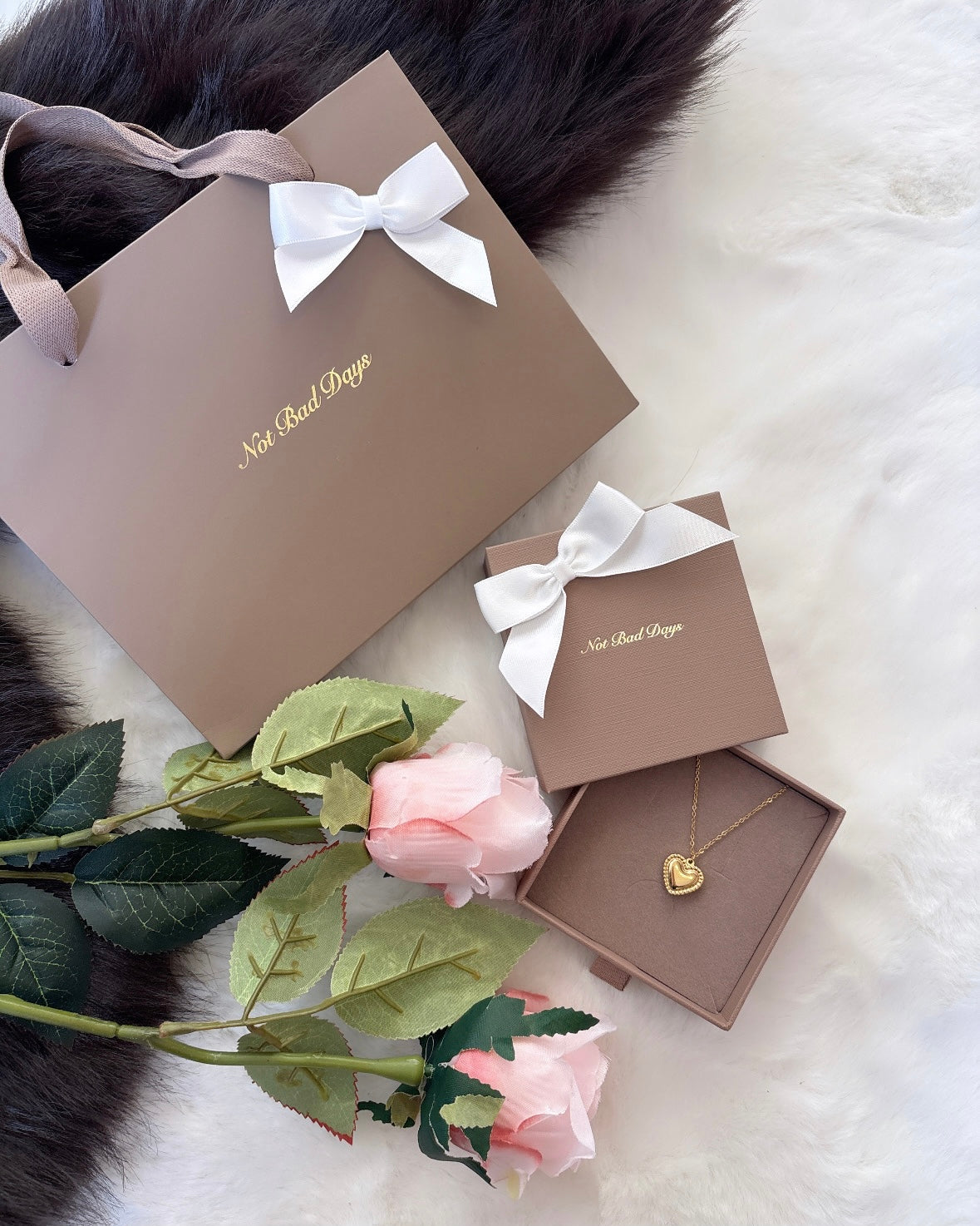 ÉCRIN BIJOUX MARRON
