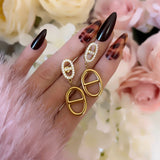 BOUCLES D’OREILLES