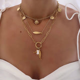 COLLIER SARA