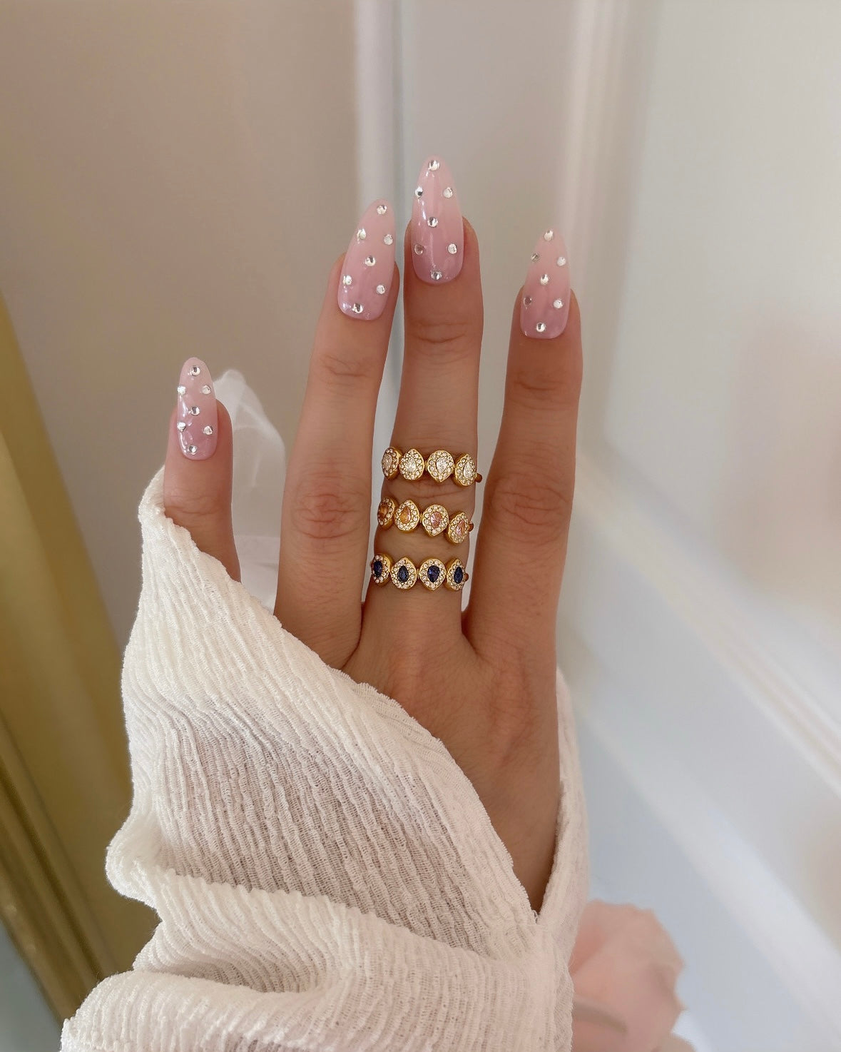 BAGUE LEONA