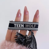 Bracelet brodé « TEEN WOLF»