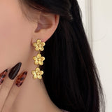 BOUCLES D’OREILLES