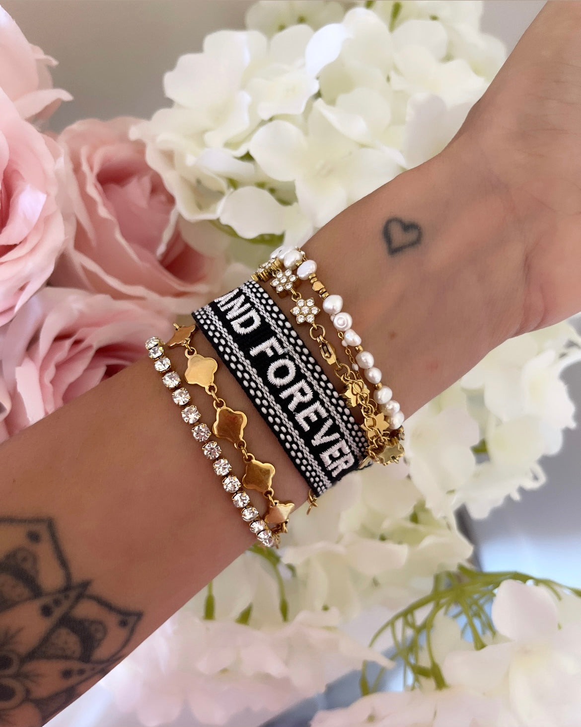 BRACELET BRODÉ ALWAYS AND FOREVER NOIR