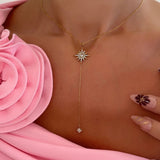 COLLIER ELARA
