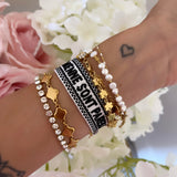 BRACELET BRODÉ LA SIENNE ET LA MIENNE SONT PAREILLES