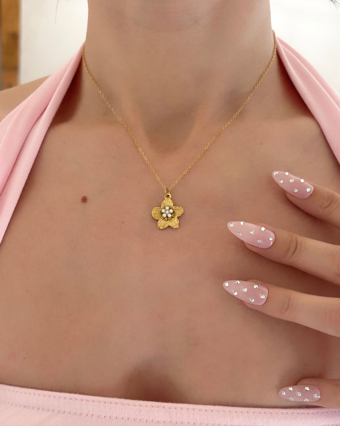 COLLIER NARCISSE