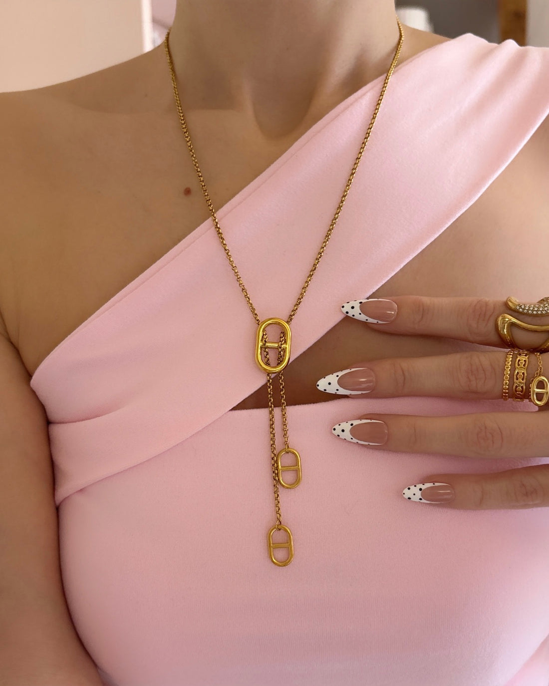 COLLIER ISSEY
