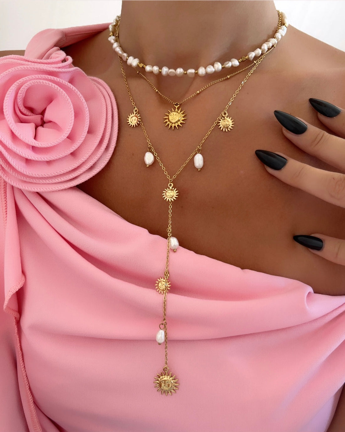 COLLIER HALLIE