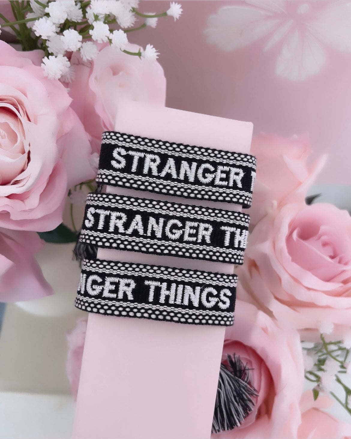 BRACELET STRANGER THINGS
