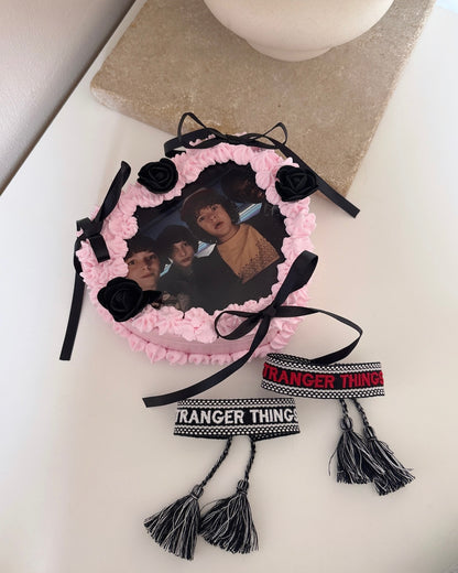 LOT BOÎTE À BIJOUX STRANGER THINGS + BIJOUX
