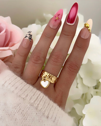 BAGUE COEUR NACRÉ