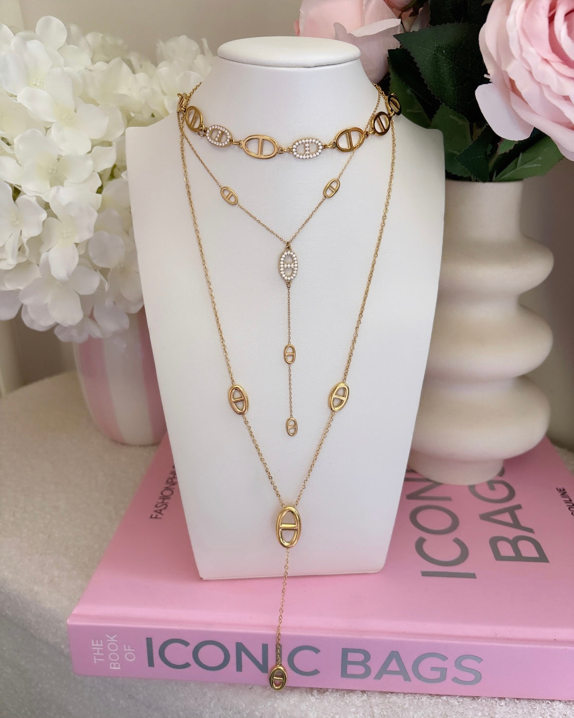 COLLIER NAIMA