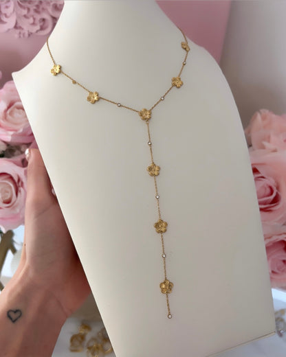 COLLIER FLORA