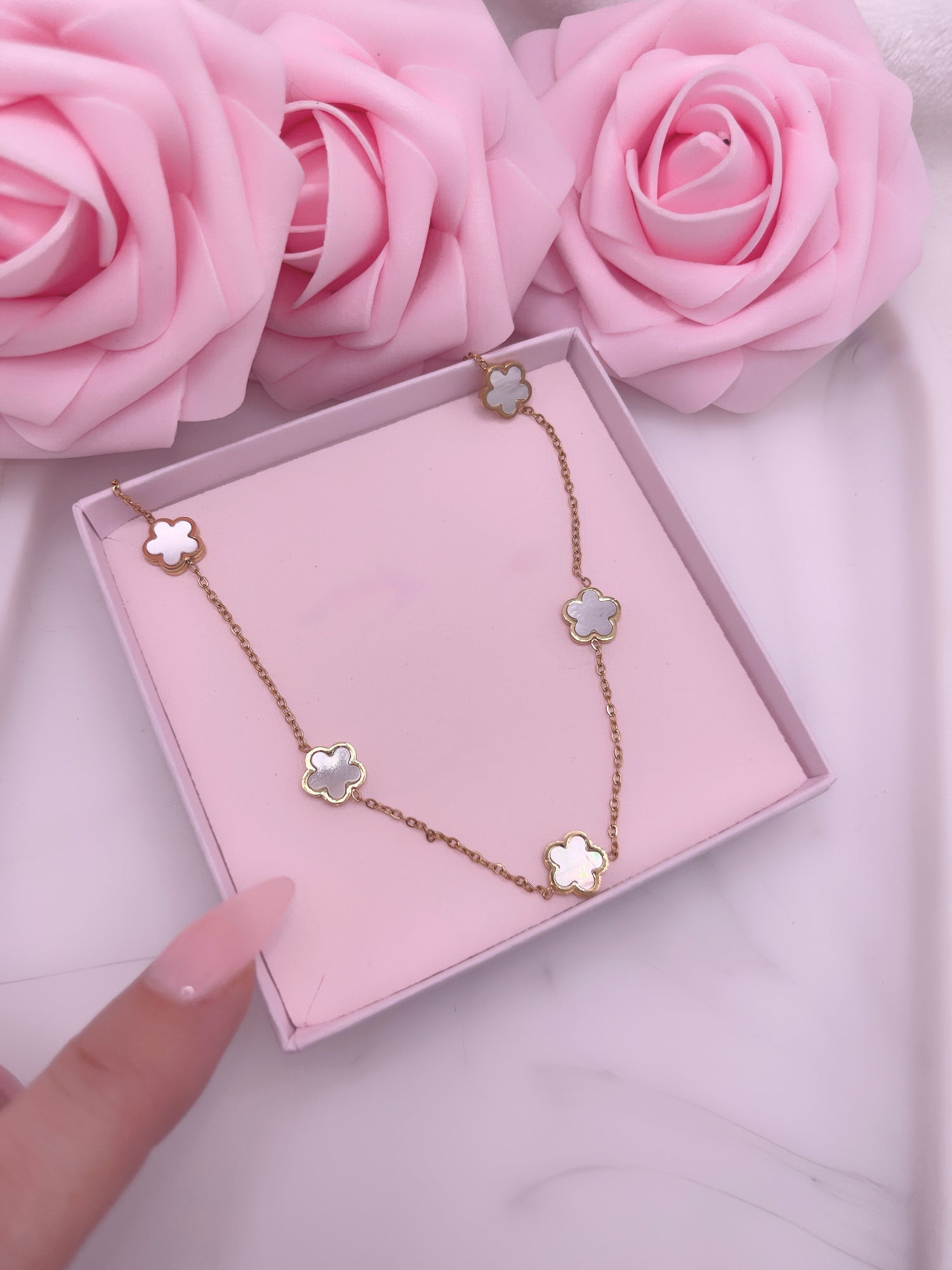 COLLIER CLOVER BLANC
